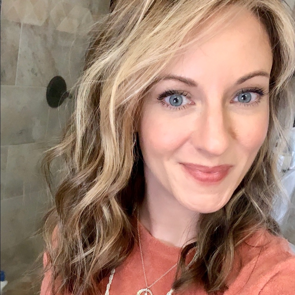 Meet your Posher, Kristina